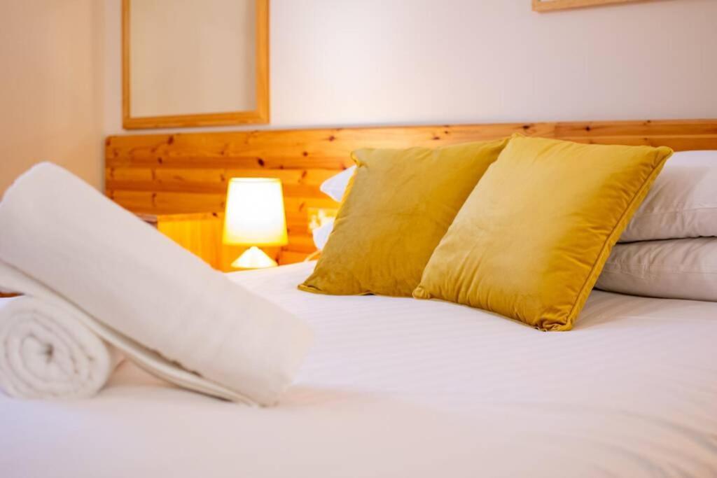 310 - The Carrowbeg At The Harbour Mills By Shortstays Westport Zewnętrze zdjęcie