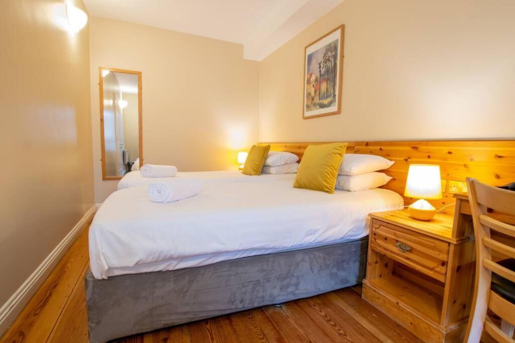 310 - The Carrowbeg At The Harbour Mills By Shortstays Westport Zewnętrze zdjęcie
